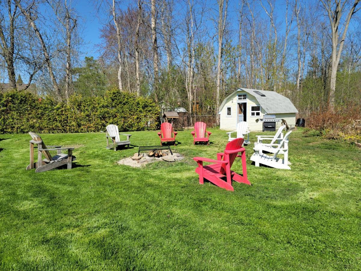 Fun Place With A Sandy Beach For Swimming, Boating, And Fishing, Featuring 3 Available Cabins Fenelon Falls Exteriér fotografie