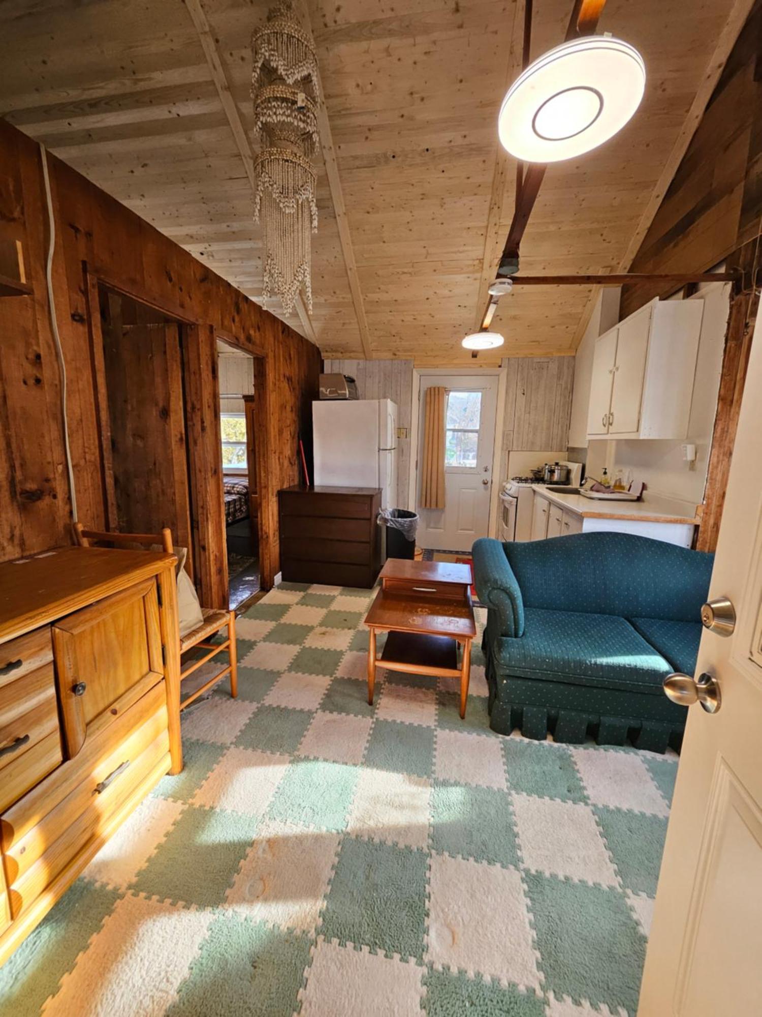 Fun Place With A Sandy Beach For Swimming, Boating, And Fishing, Featuring 3 Available Cabins Fenelon Falls Exteriér fotografie